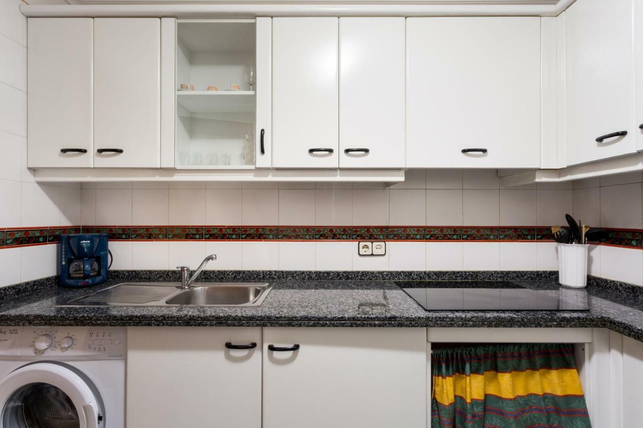 Апартаменты Holi-Rent Albareda Севилья Экстерьер фото