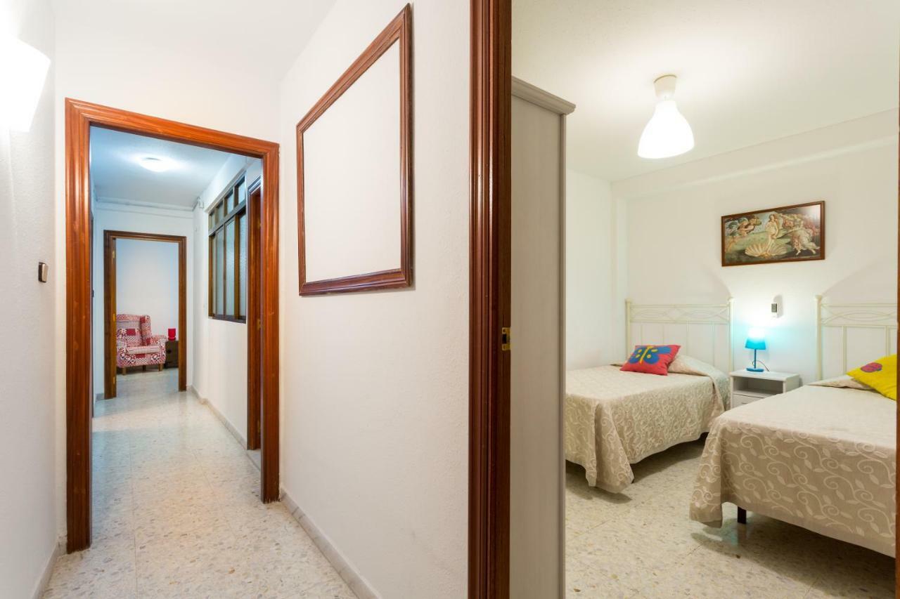 Апартаменты Holi-Rent Albareda Севилья Экстерьер фото